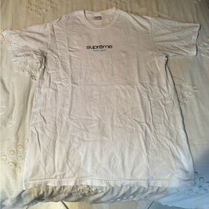 SUPREME NEW YORK TEE SIZE MEDIUM WHITE.